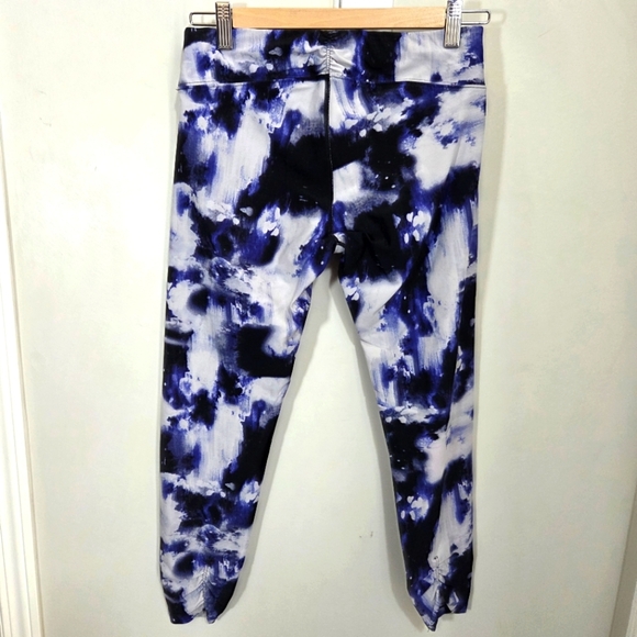 ⭐️Calvin Klein Performanxe Women's Blue and White Leggings Size Med - Picture 3 of 5